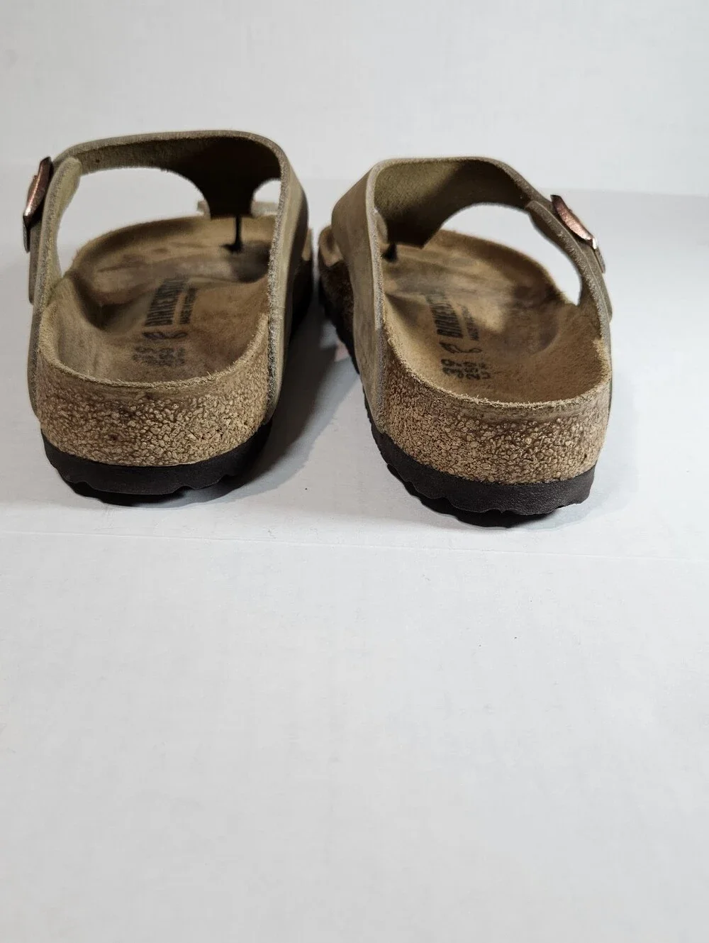 Birkenstock Bohemian Tan Leather Thong Sandals EU 39/US 8 Beachy Comfort Shoe - Picture 3 of 8